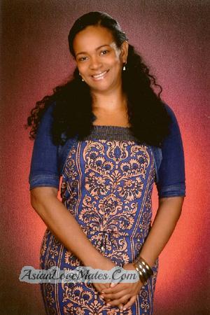 150090 - Vilma Age: 47 - Colombia