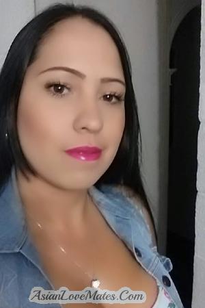 167047 - Yecenia Age: 44 - Colombia