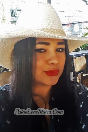 172820 - Sandra Age: 35 - Colombia