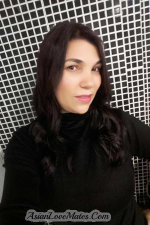 176033 - Adriana Age: 47 - Colombia