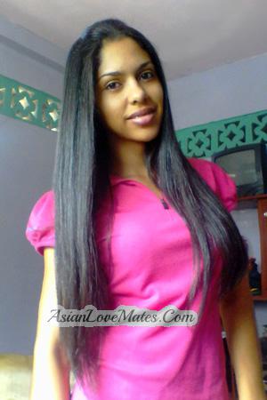 176406 - Iris Age: 30 - Venezuela