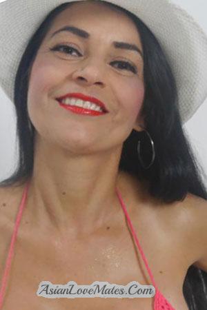 179301 - Leidy Age: 52 - Colombia