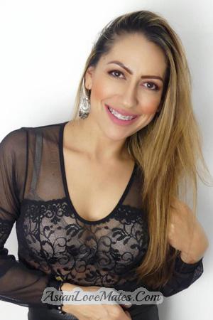 185717 - Ana Olivia Age: 46 - Colombia