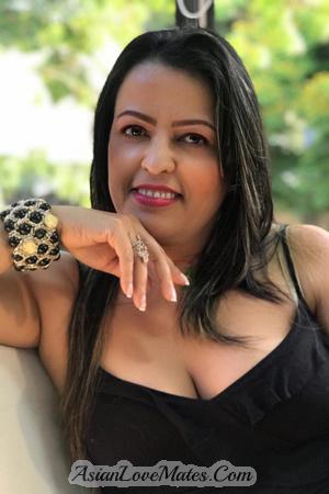 189474 - Nayivi Age: 49 - Colombia