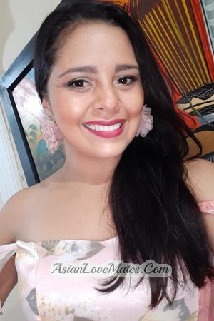 197535 - Maria Paula Age: 34 - Colombia