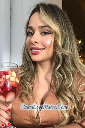 199215 - Carolina Age: 39 - Colombia