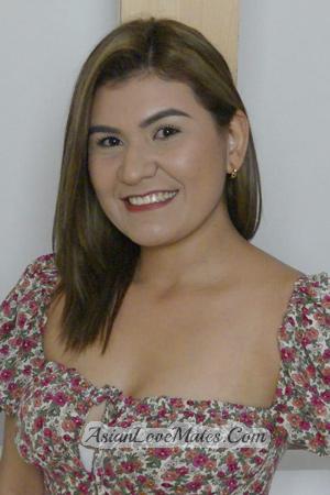 204166 - Nina Age: 31 - Colombia