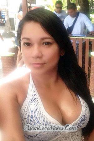 204342 - Arlen Age: 42 - Costa Rica