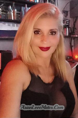 205376 - Jenny Age: 55 - Costa Rica