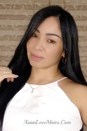 207597 - Lina Marcela Age: 45 - Colombia