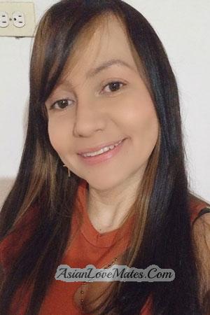 207944 - Jakelin Age: 51 - Colombia