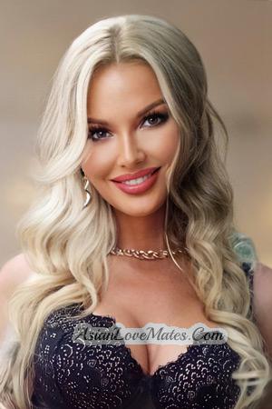 209181 - Ksenia Age: 44 - Spain