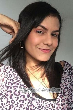 209219 - Michelle Age: 29 - Colombia