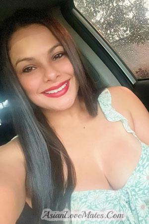 212532 - Cindy Age: 38 - Costa Rica