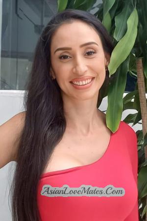 214421 - Susan Age: 44 - Colombia