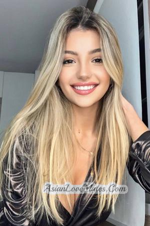 214701 - Oriana Age: 25 - Argentina