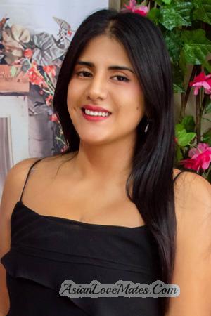 215267 - Karina Age: 33 - Peru