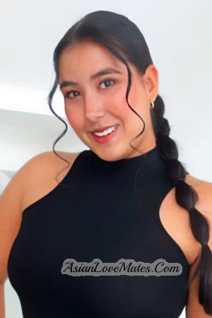 217575 - Manuela Age: 26 - Colombia