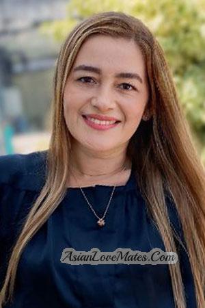 219156 - Karina Age: 44 - Colombia