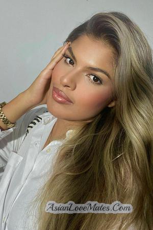 219653 - Valentina Age: 24 - Colombia