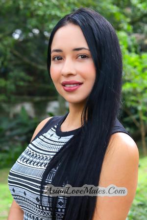 220024 - Carolina Age: 29 - Colombia