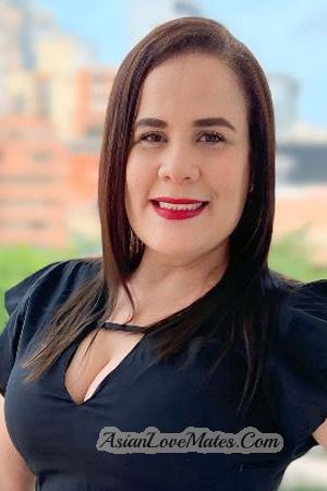 220033 - Lina Age: 45 - Colombia