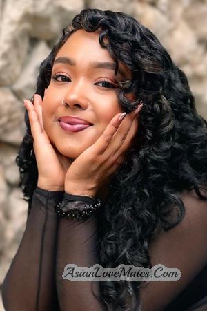 221697 - Isabel Age: 34 - Colombia