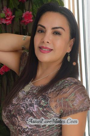222359 - Aimee Age: 47 - Peru