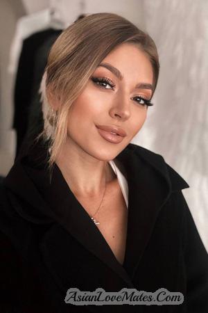 225334 - Yuliia Age: 30 - Ukraine