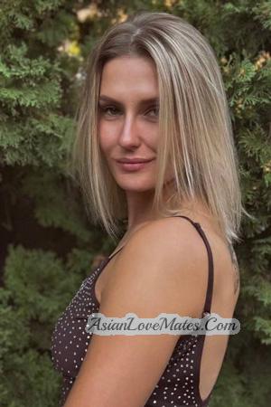 226658 - Dariia Age: 26 - Ukraine