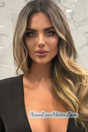 228592 - Viktoriia Age: 31 - Ukraine
